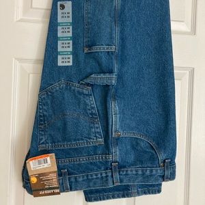NWT- Carhartt Carpenter jeans, Model B171, Relaxed Fit.  38x32.